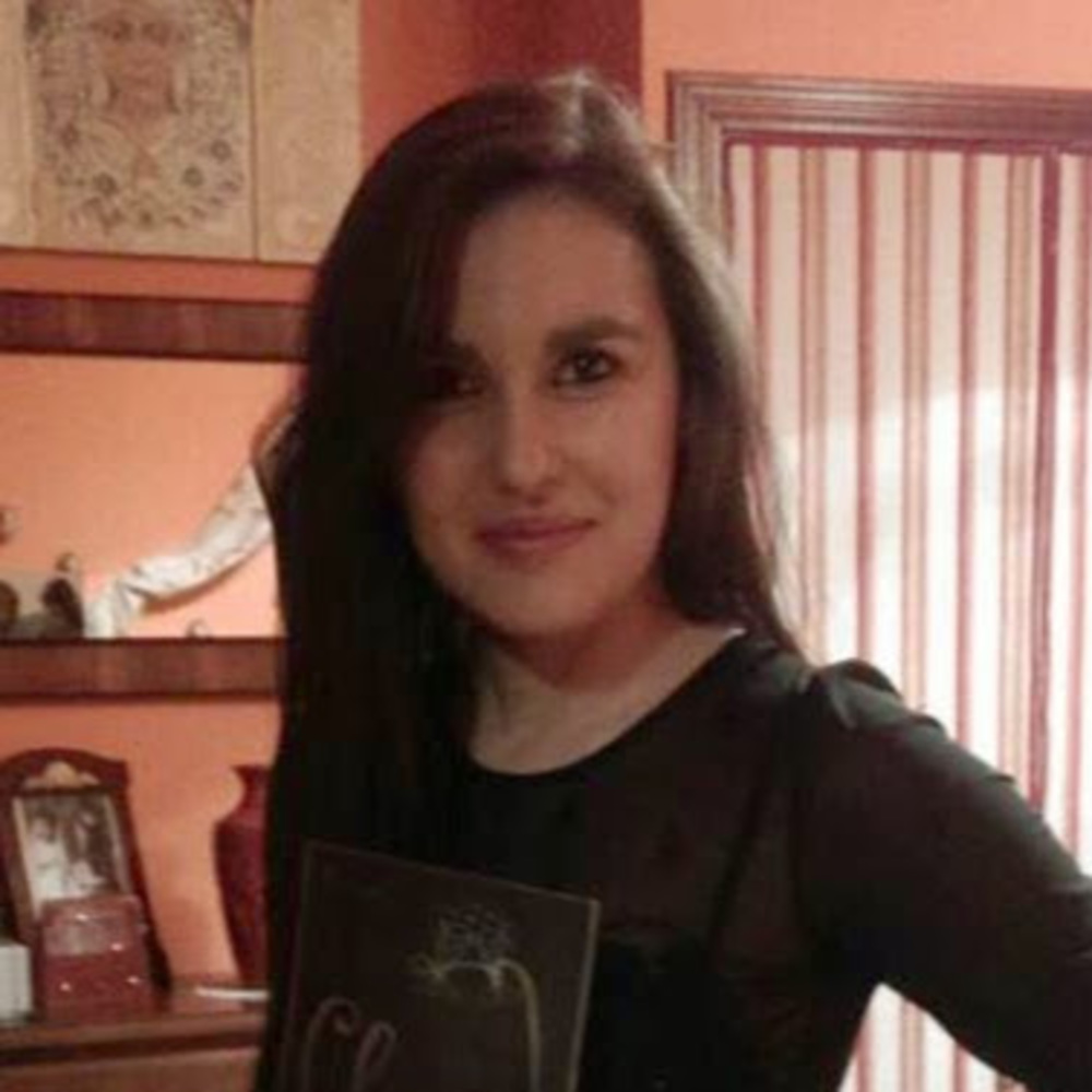 Meet your Posher, Miriam